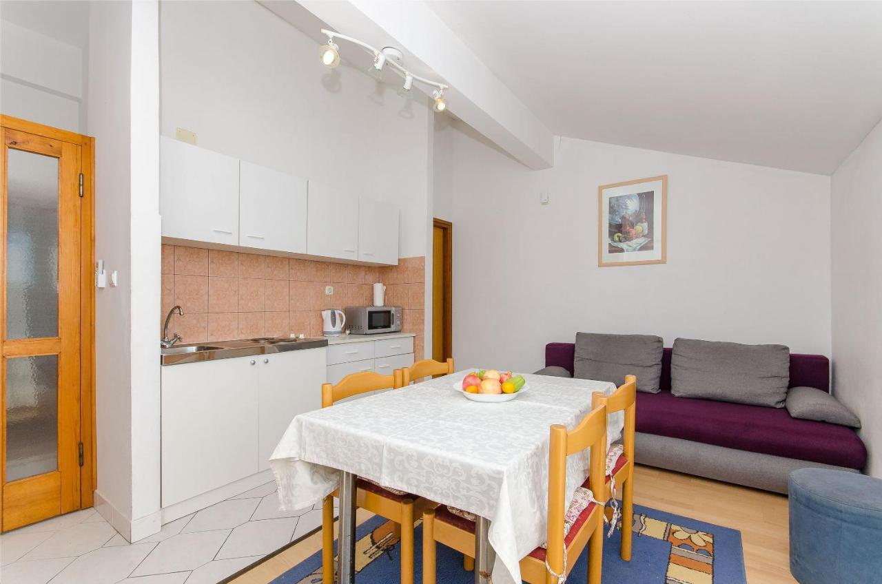 Apartments Zoran Дрвеник Екстер'єр фото