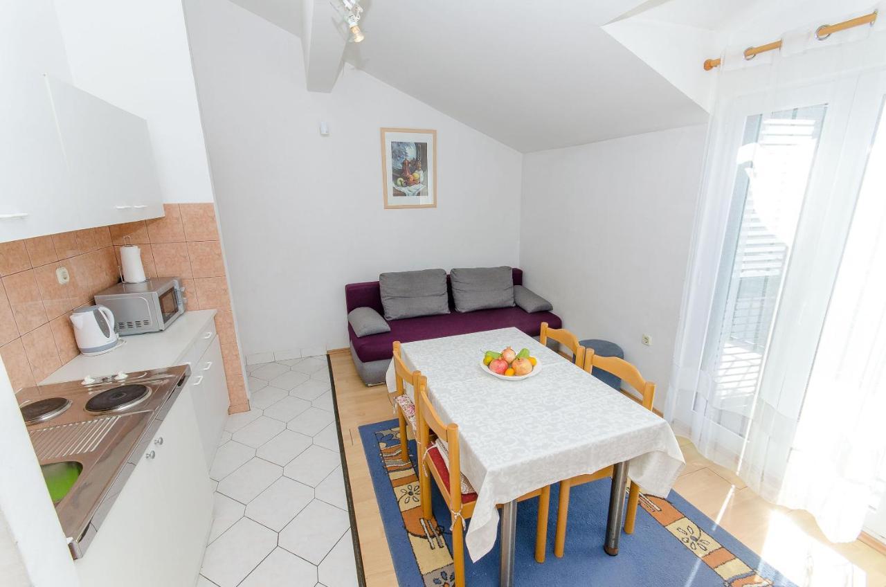 Apartments Zoran Дрвеник Екстер'єр фото