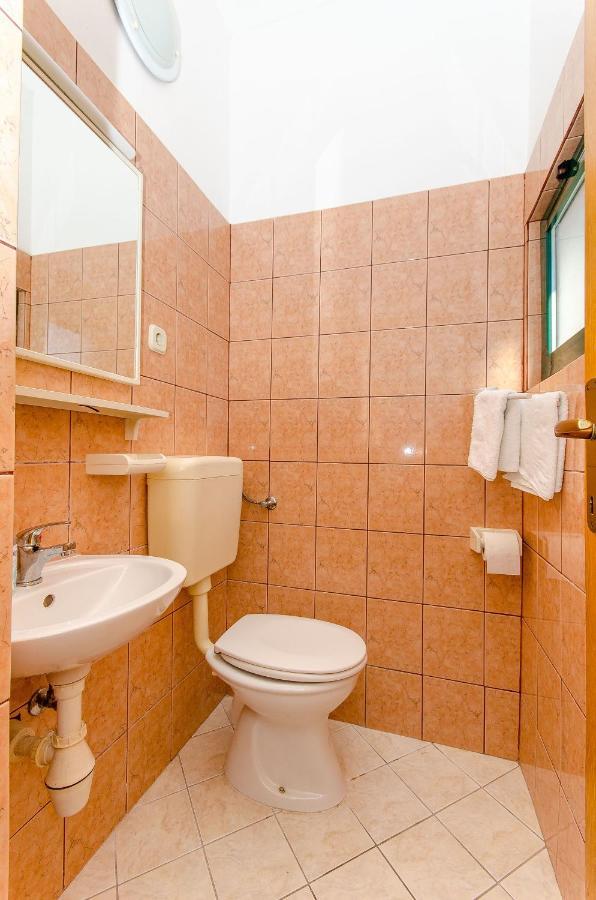 Apartments Zoran Дрвеник Екстер'єр фото