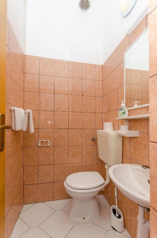 Apartments Zoran Дрвеник Екстер'єр фото
